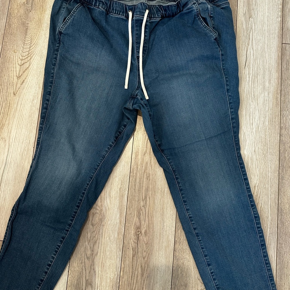 Torrid Pull Up String Jeans Straight/Boyfriend Size 3R AKA 24W